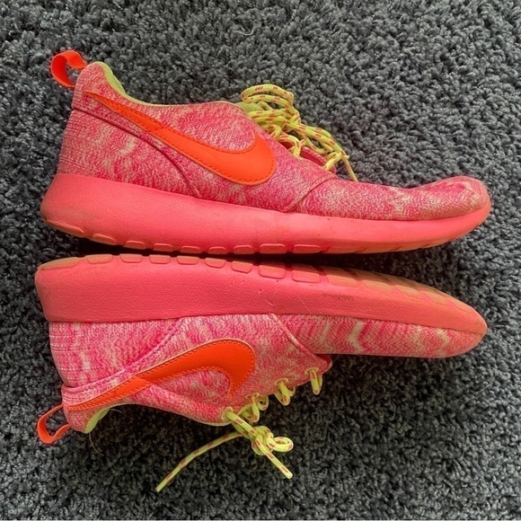 NIKE Sneakers Youth Size 6 Pink Orange Neon Running - Picture 2 of 10